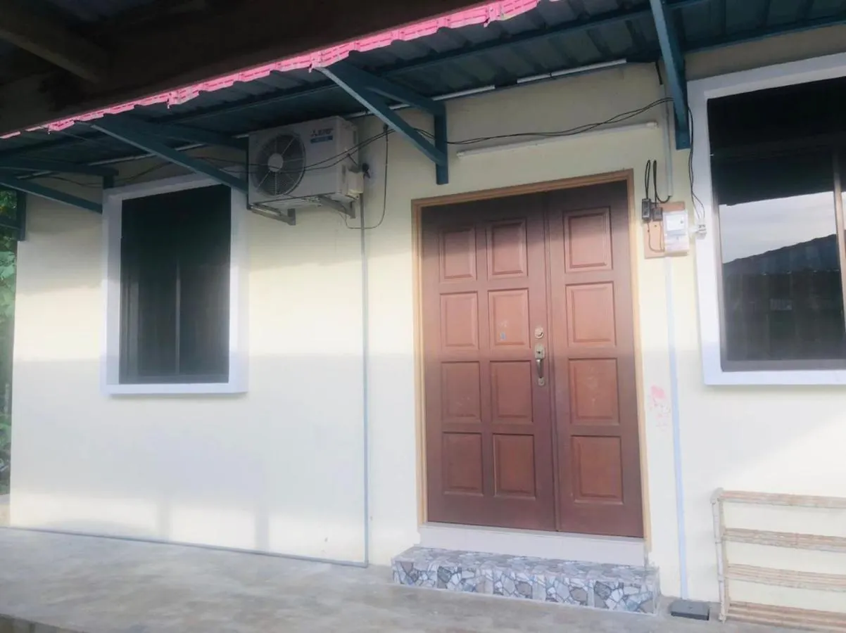 Homestay D'Art Container Balik Pulau Prázdninový dům